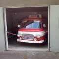 Das KLF des Bunkermuseums fristet sein Dasein leider abgestellt in einer Fahrzeughalle