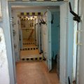 Das standardisierte Schleusensystem im Zugangsbereich jedes Bunkers